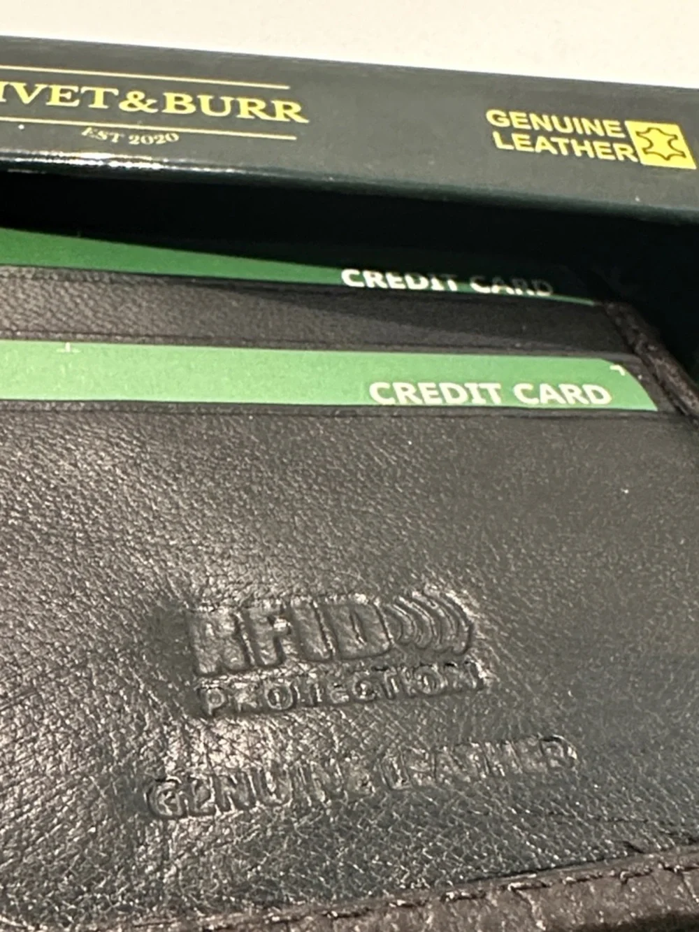 Rivet & Burr Black Genuine Leather Bi-Fold w/overlap RFID Blocket Wallet.
